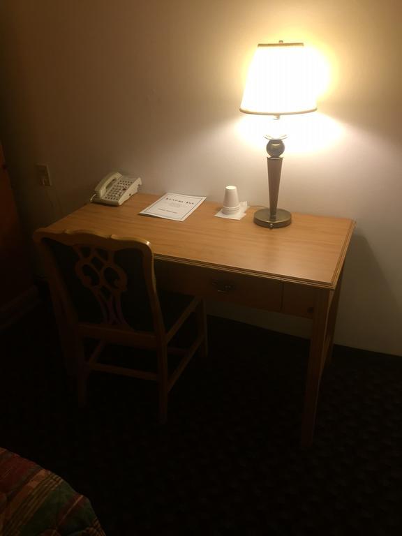 Luxury Inn & Suites Lincoln Exteriör bild