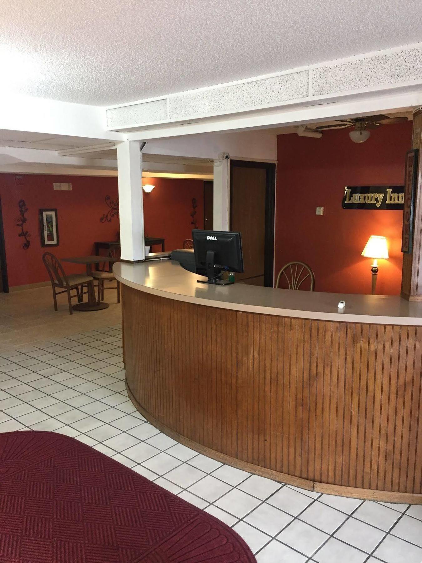 Luxury Inn & Suites Lincoln Exteriör bild